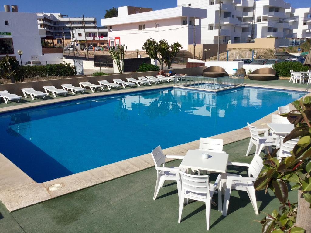 Apartamentos Alba San Antonio  Exterior photo